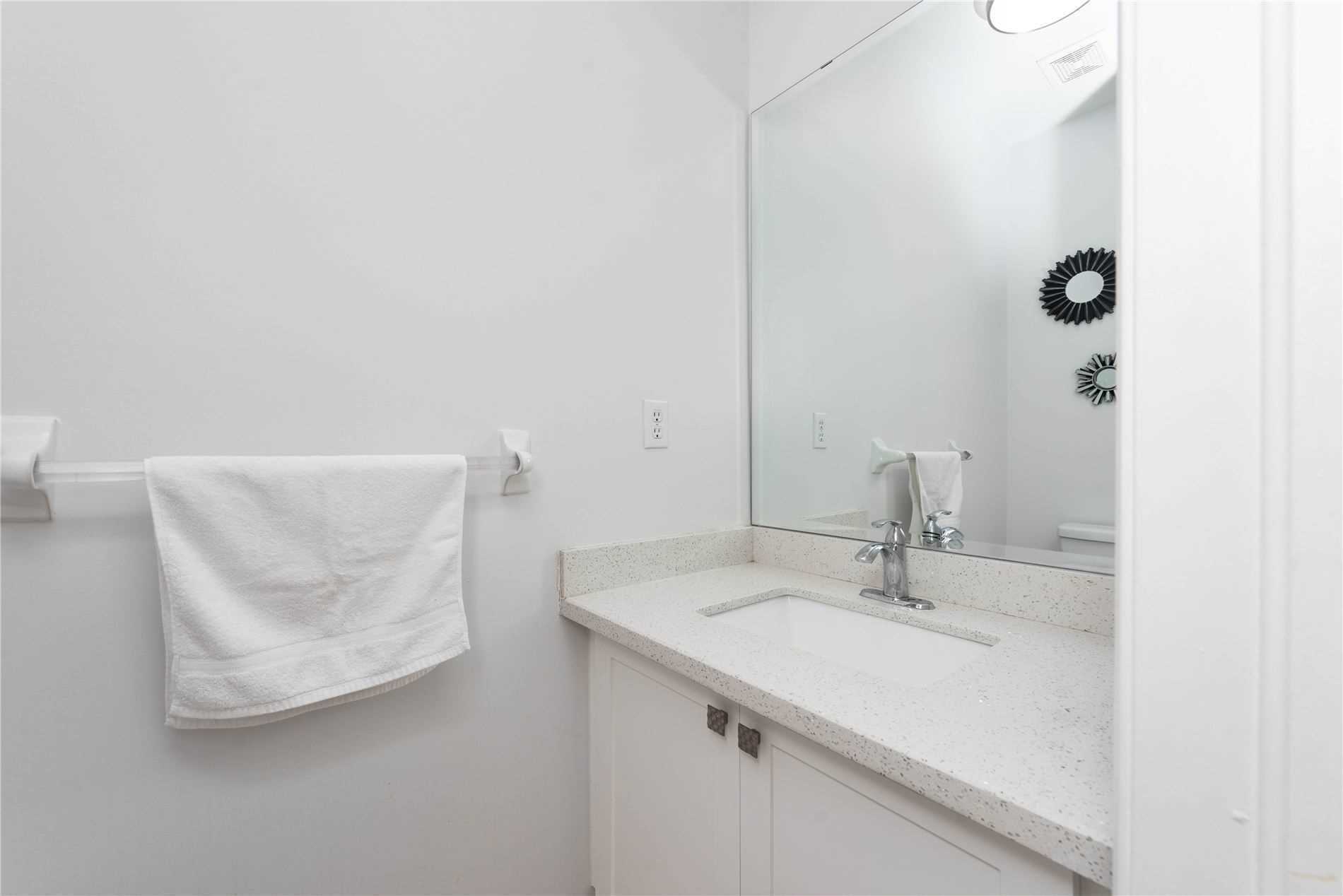 7 Dovehaven Cres