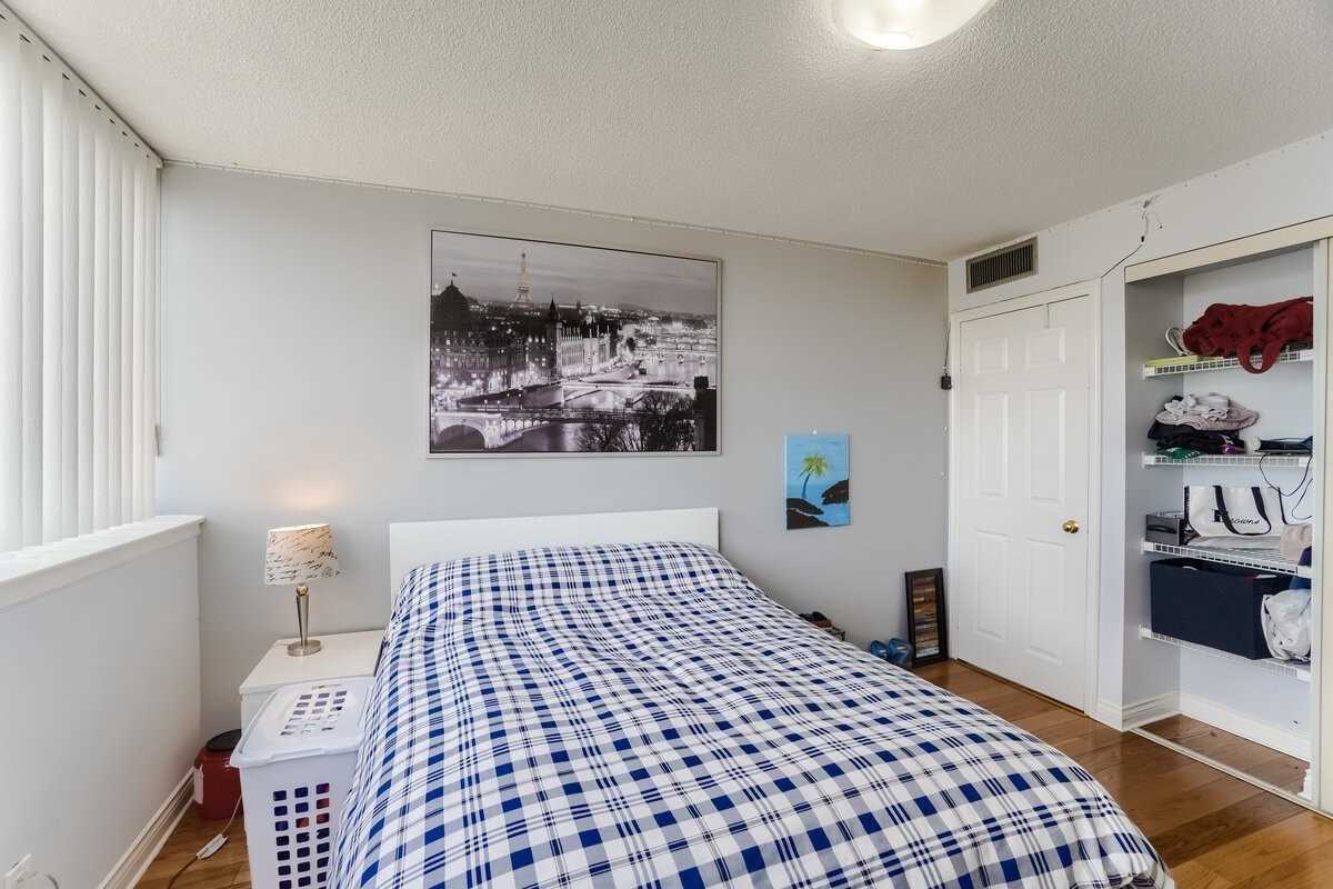 40 Richview Rd, #1108