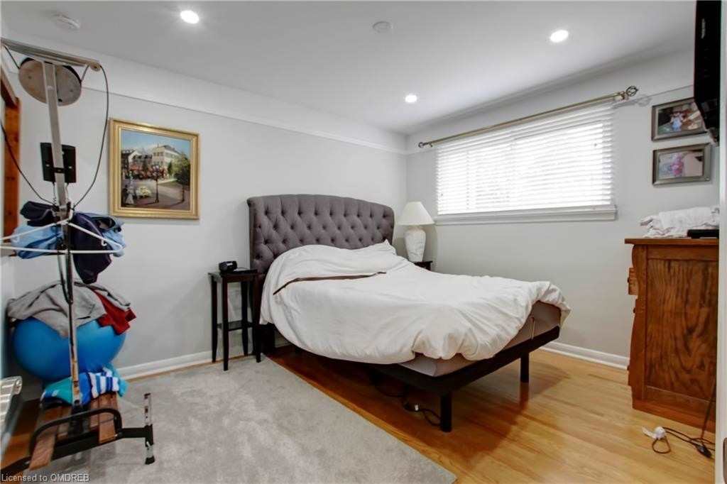 410 Samford Pl