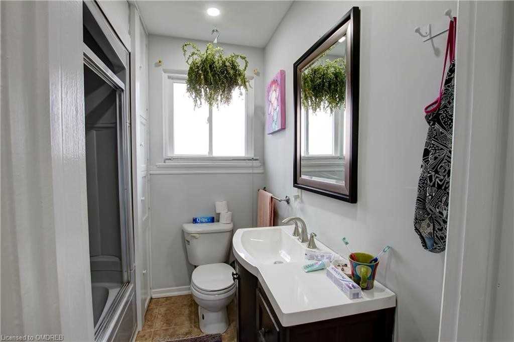 410 Samford Pl