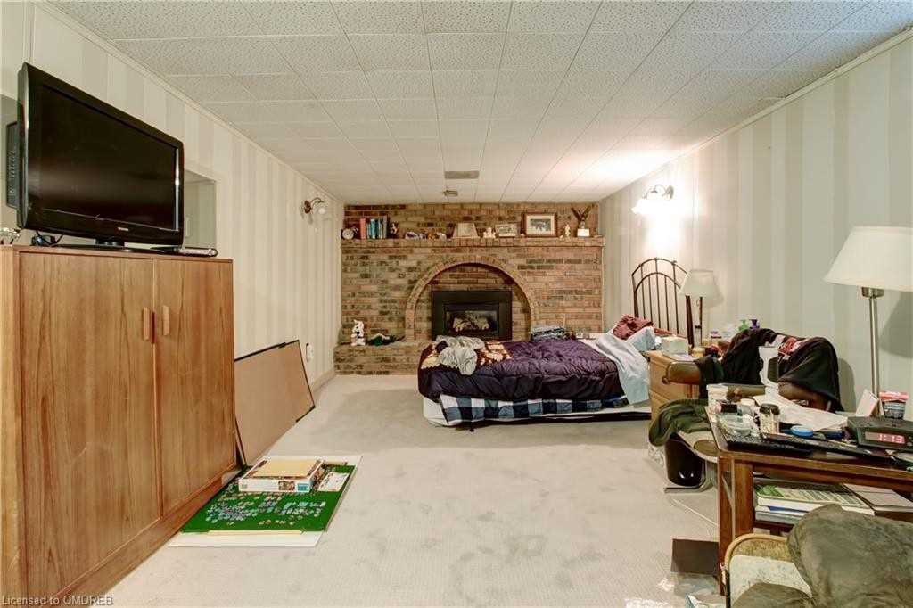 410 Samford Pl