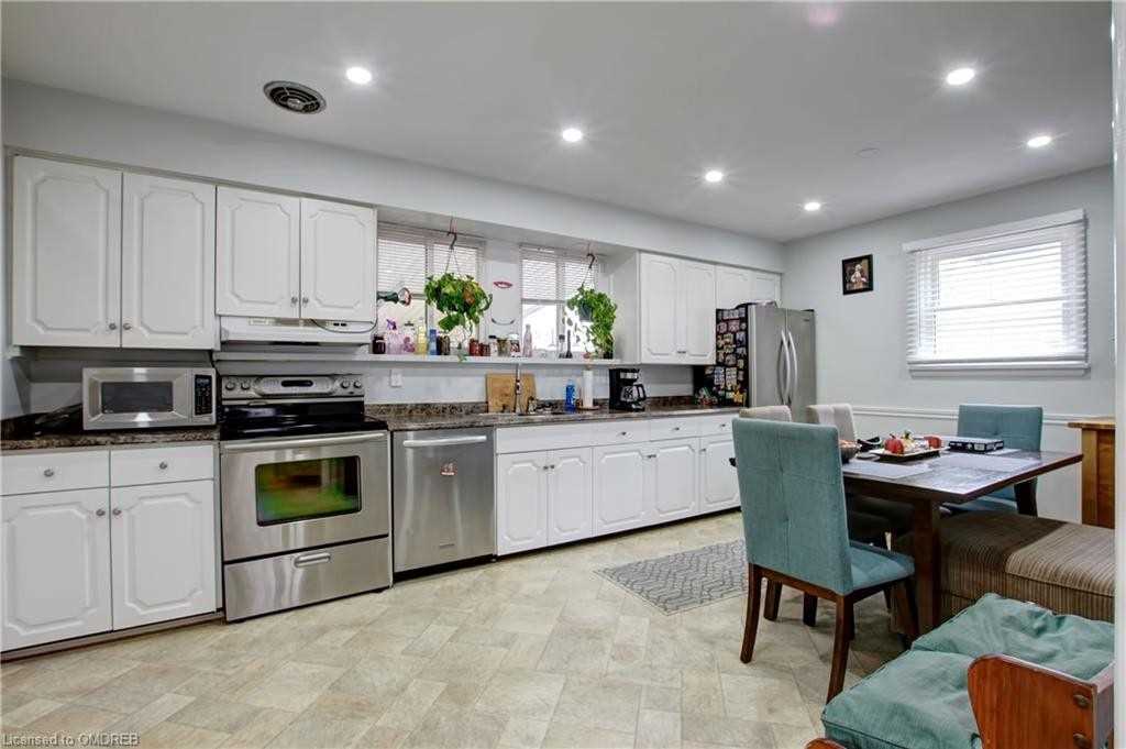 410 Samford Pl