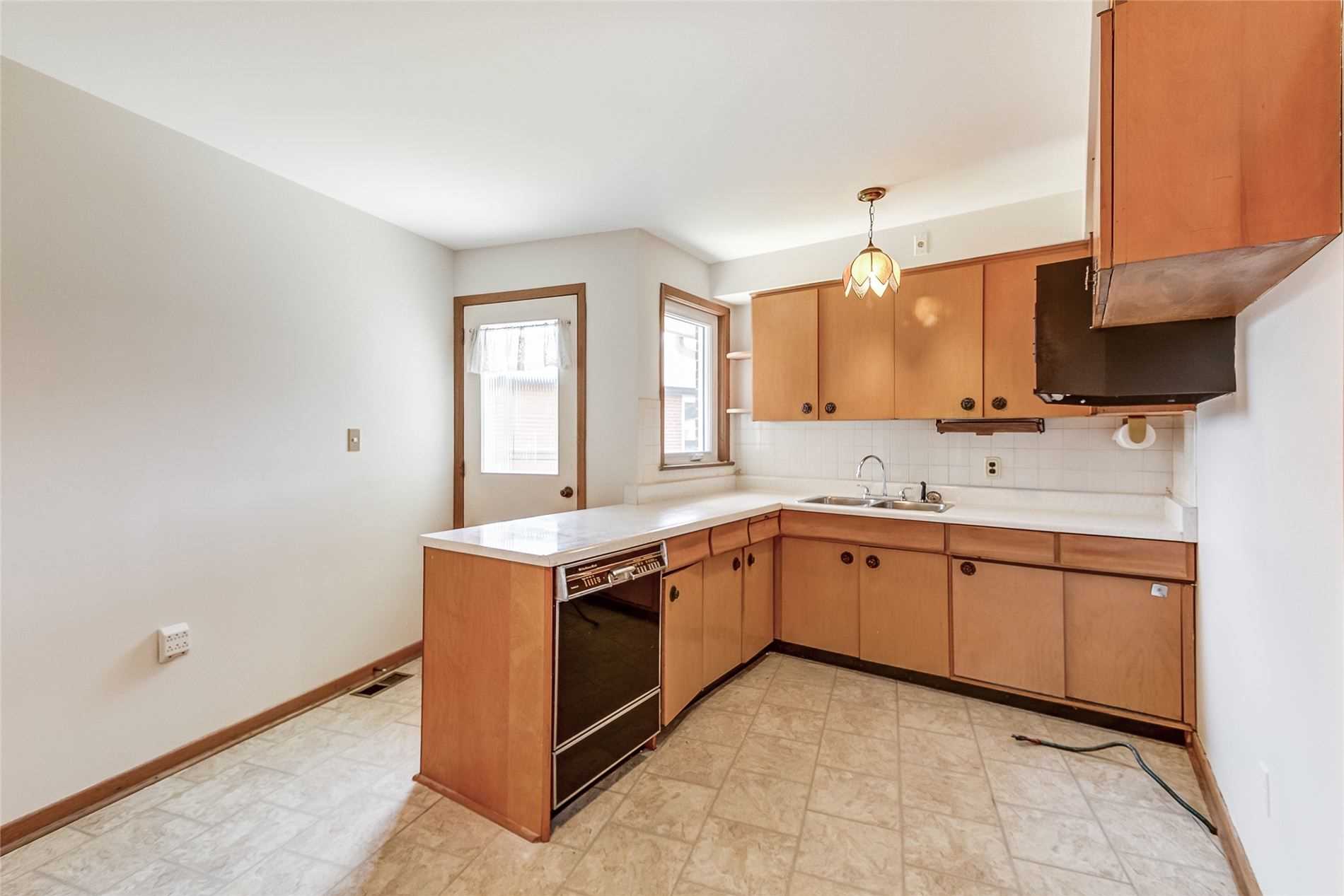 Listing W5598433 - Large Photo # 14