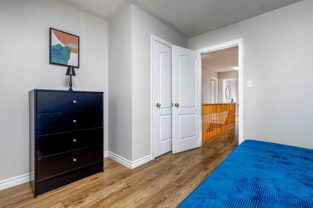 123 Swindale Dr