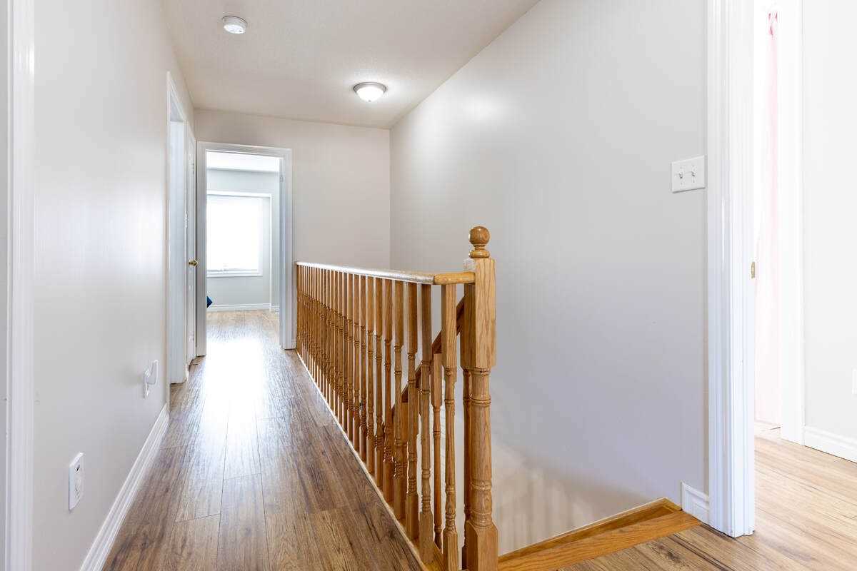 123 Swindale Dr
