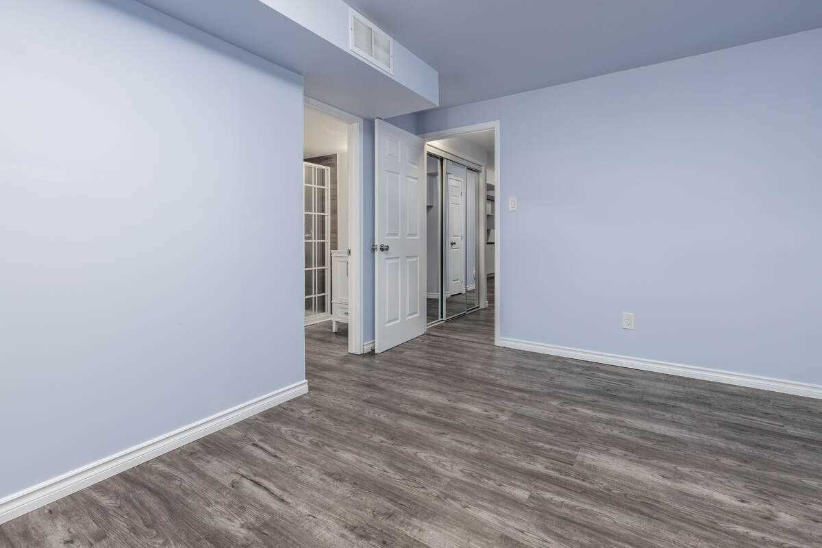 123 Swindale Dr
