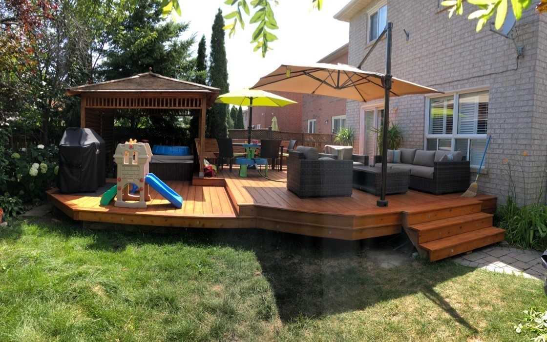 859 Mays Cres