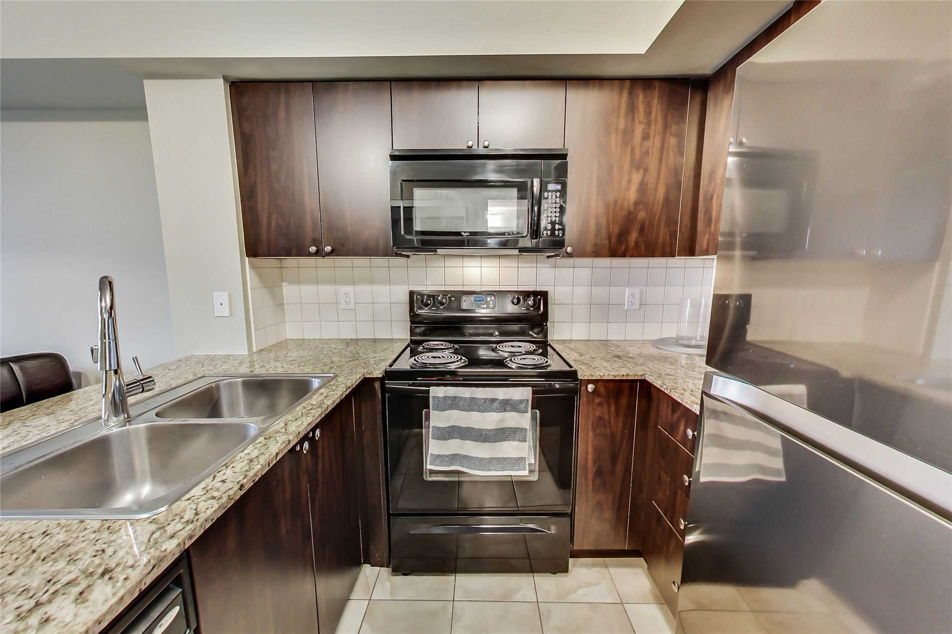 Listing W5605826 - Large Photo # 2