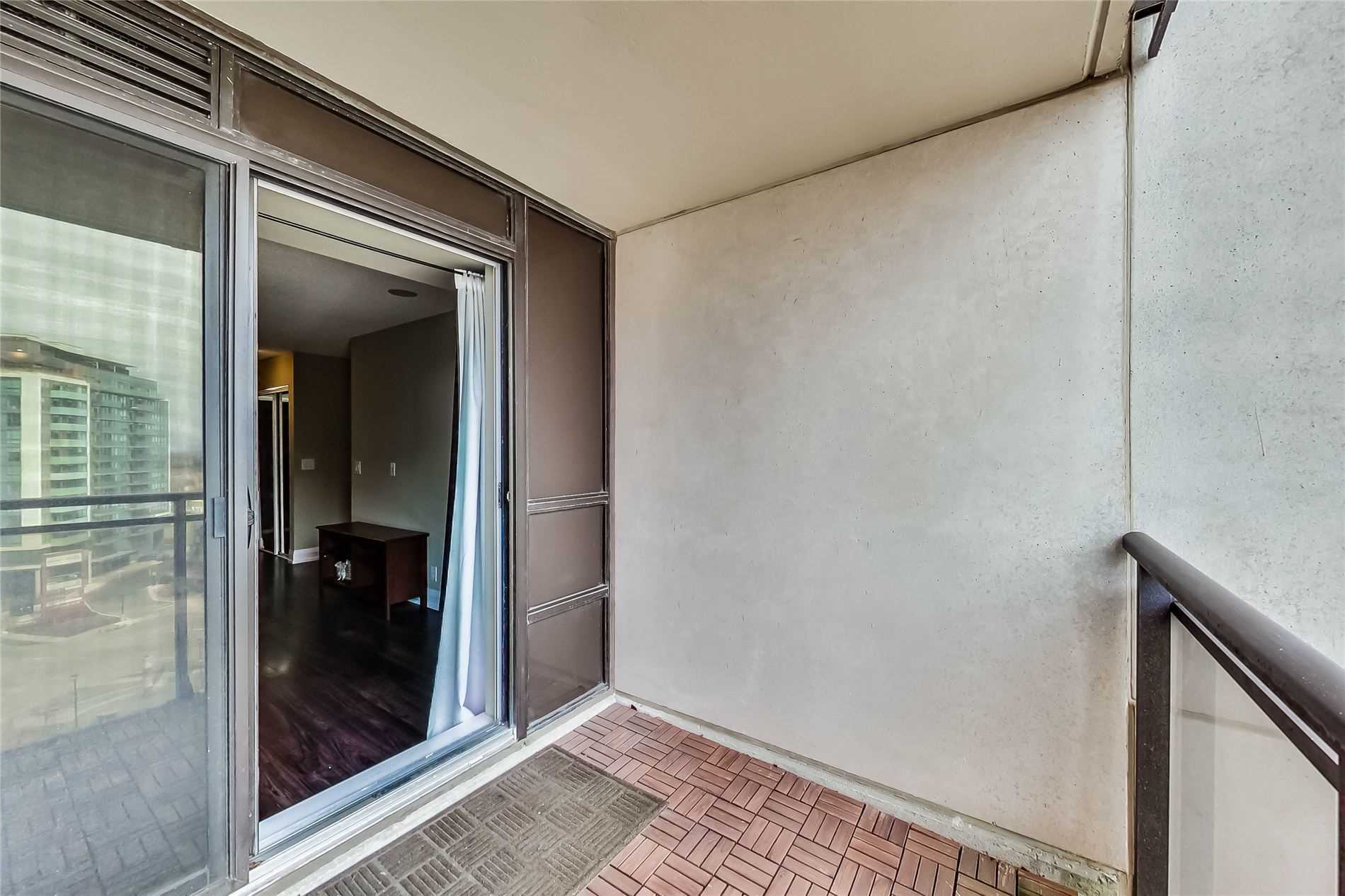 Listing W5605826 - Large Photo # 13