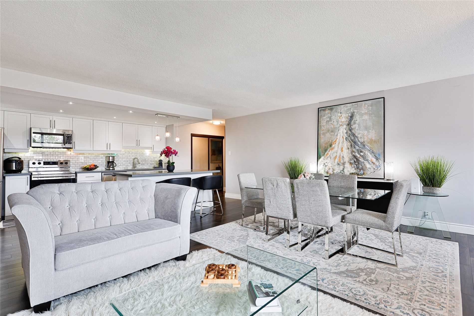 61 Richview Rd, #402
