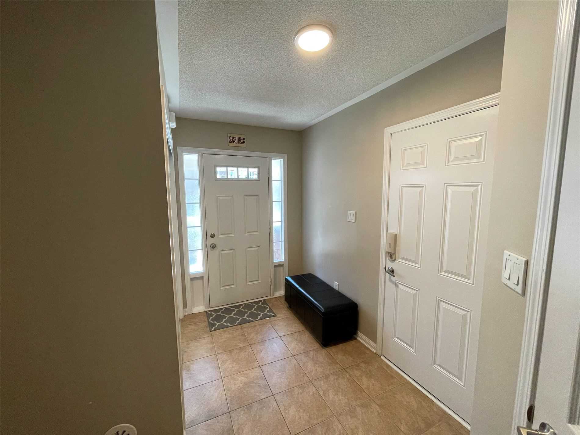 Listing W5612802 - Large Photo # 4
