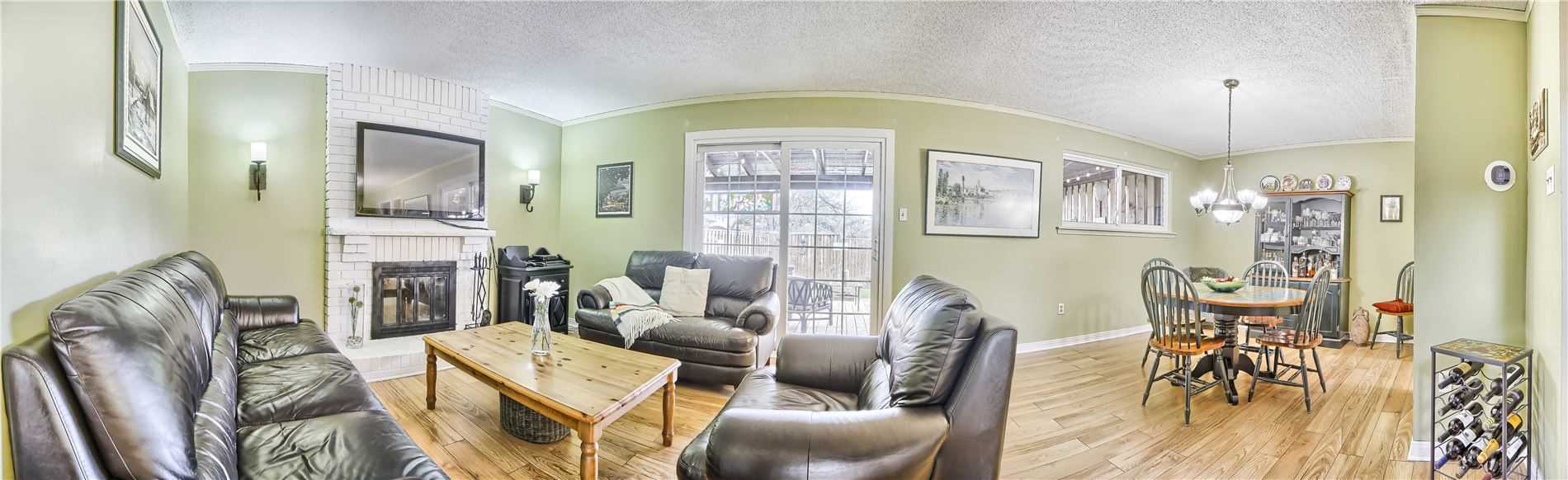47 Lacewood Cres