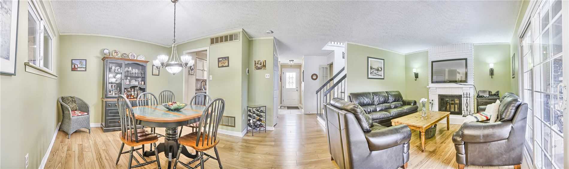 47 Lacewood Cres