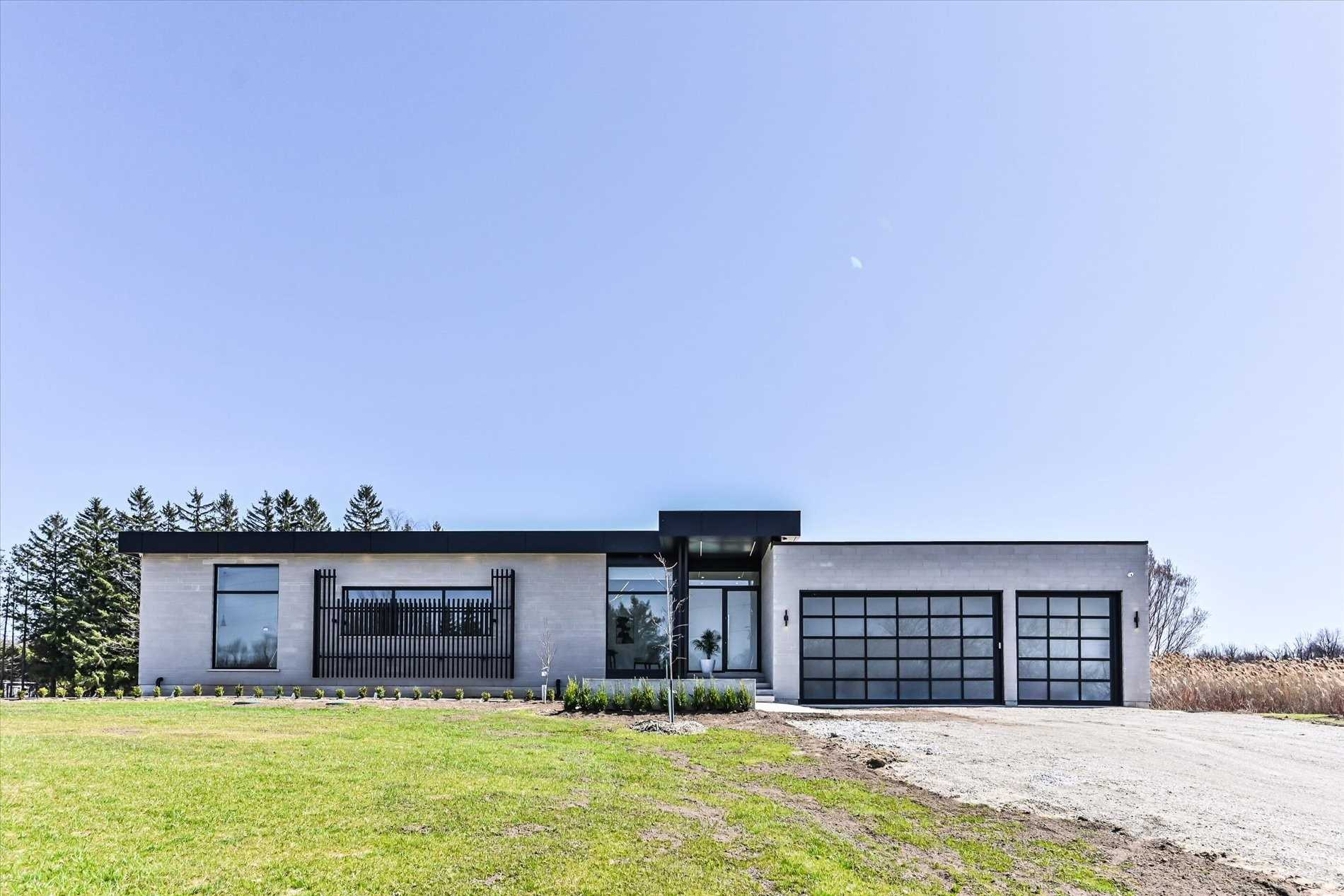 Listing W5613379 - Large Photo # 1