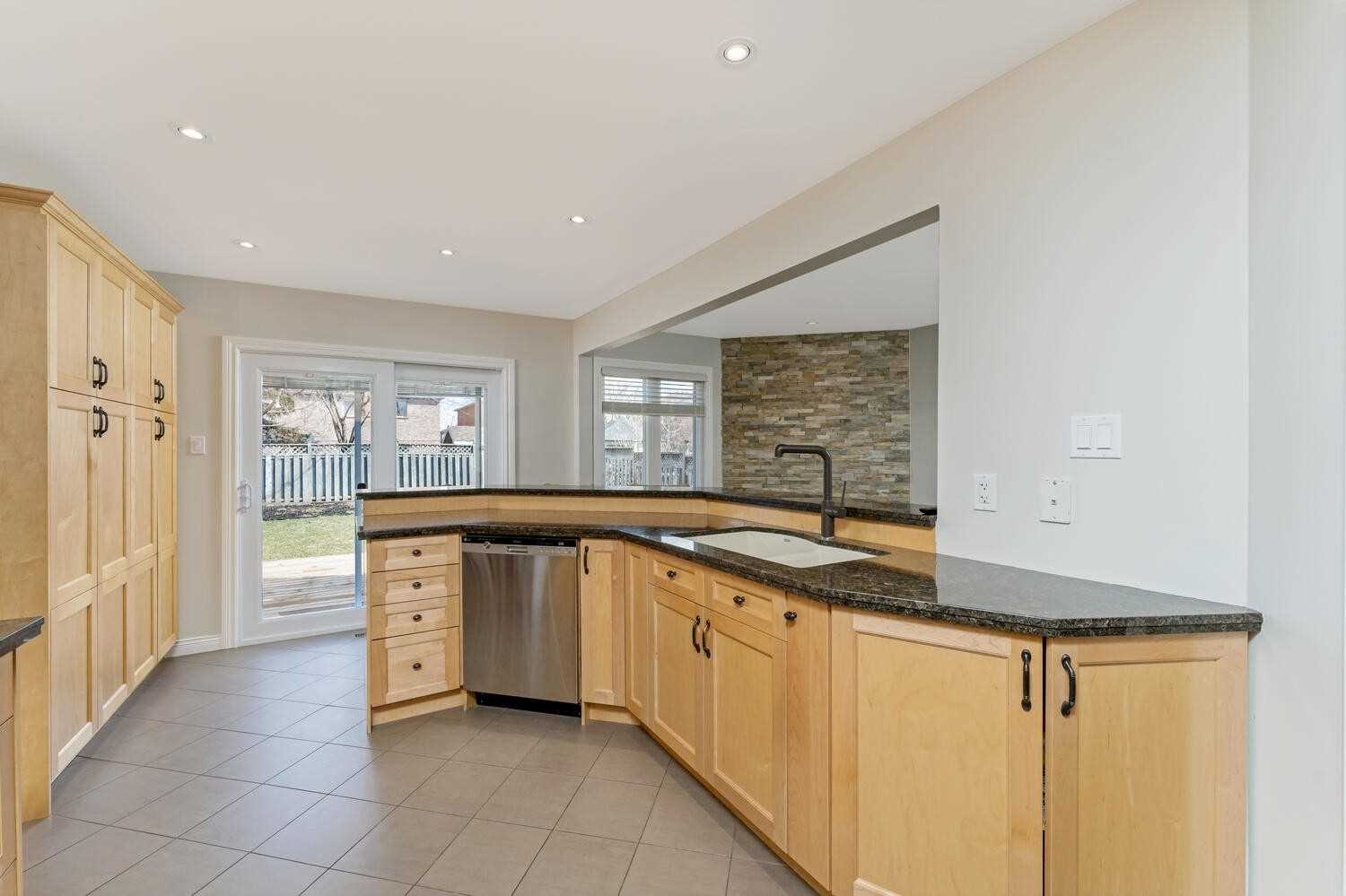5 Mull Gate