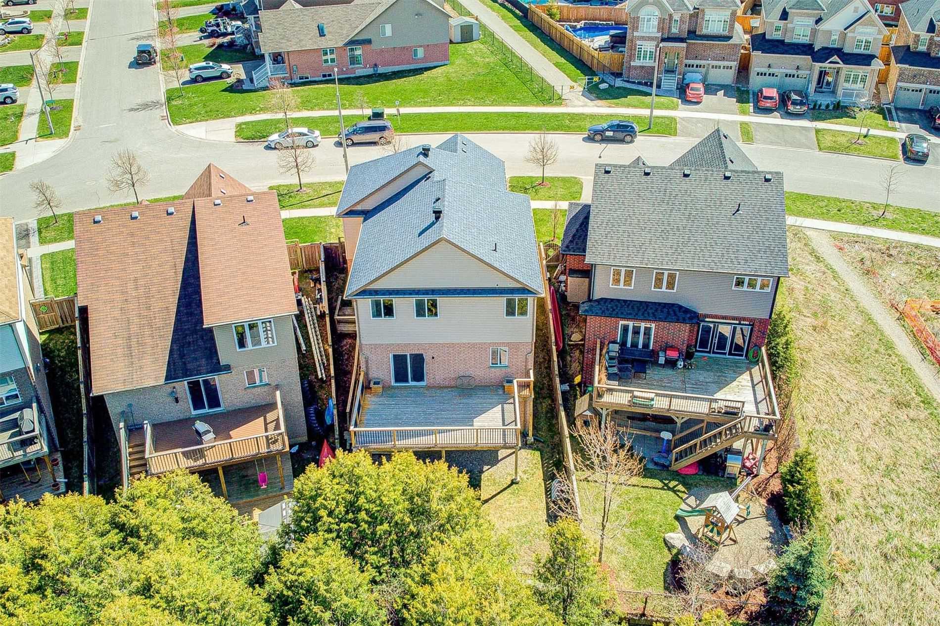629 College Ave