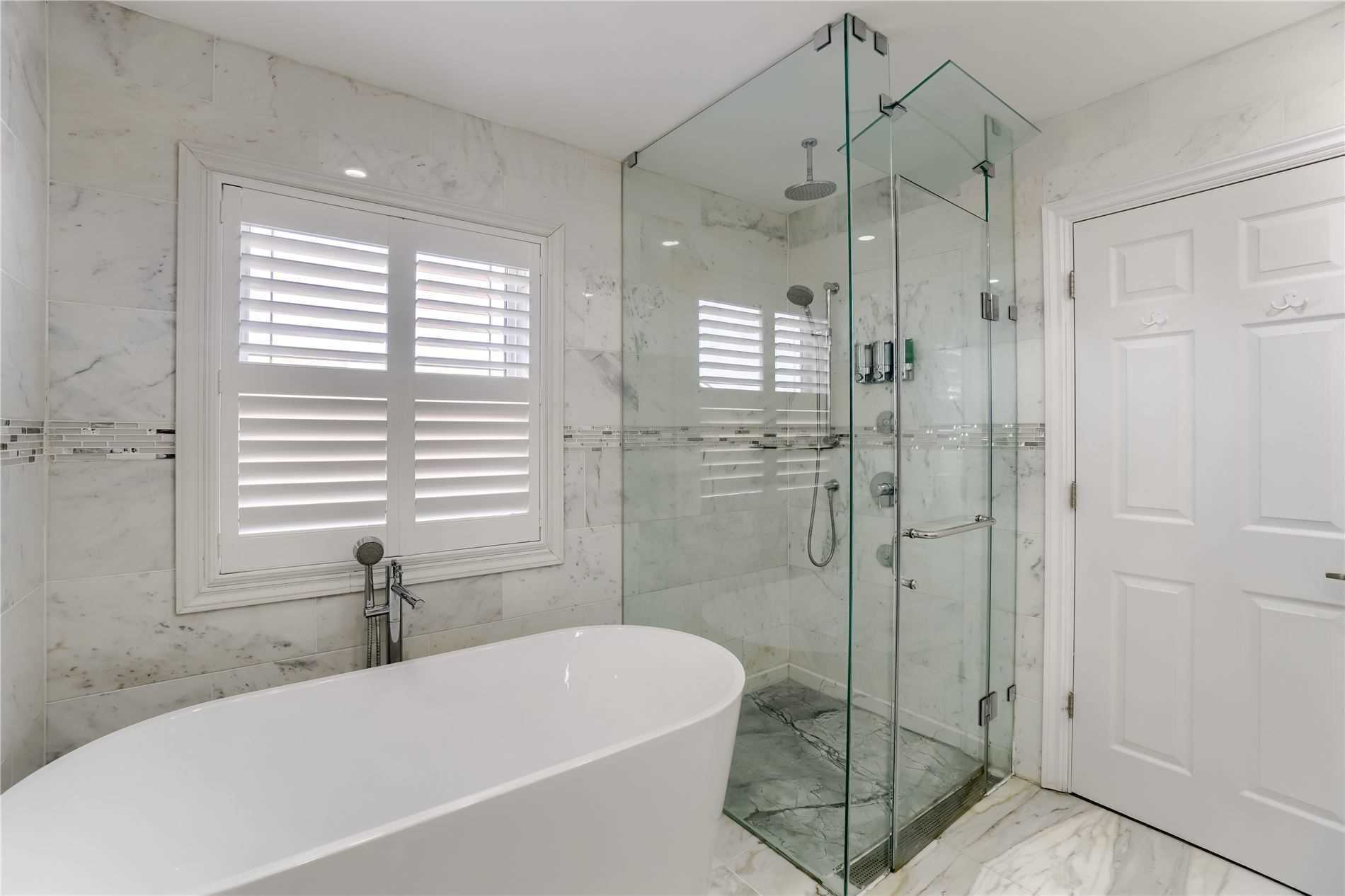 228 Fernforest Dr