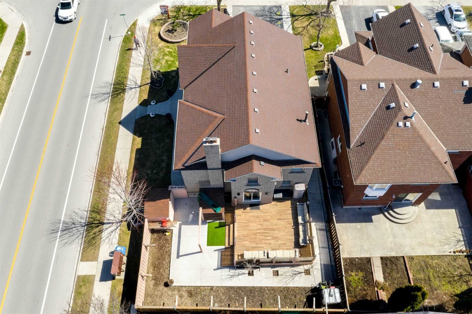 228 Fernforest Dr