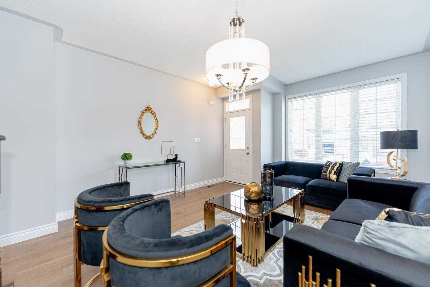 59 Totten Dr