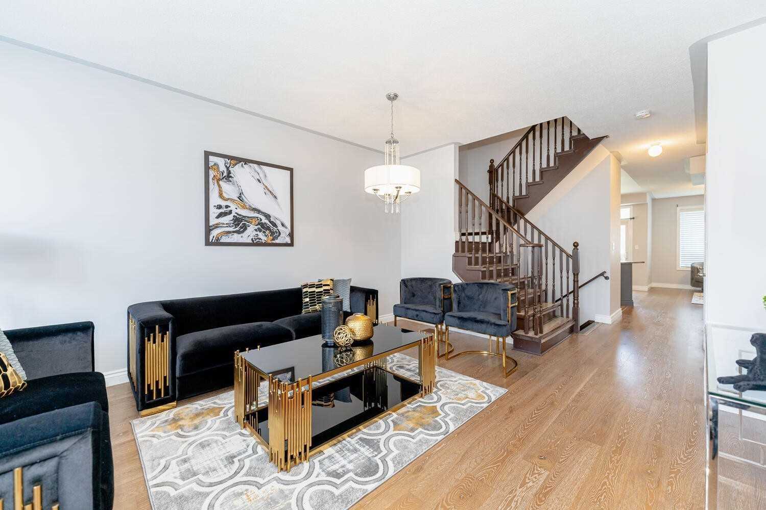 59 Totten Dr