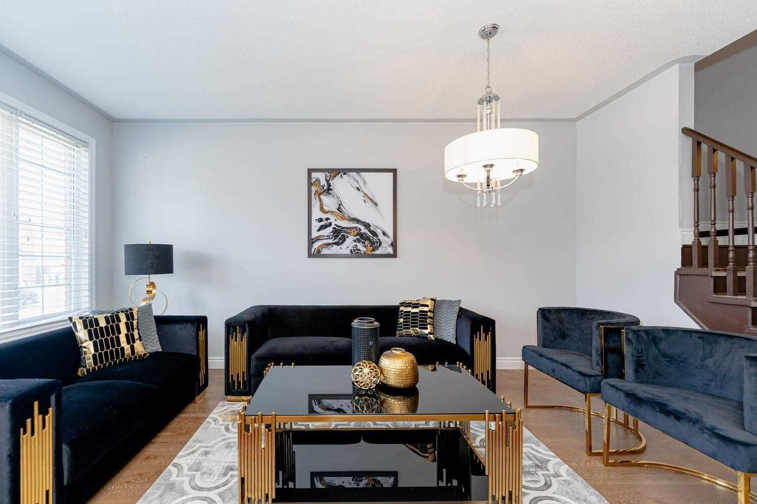 59 Totten Dr