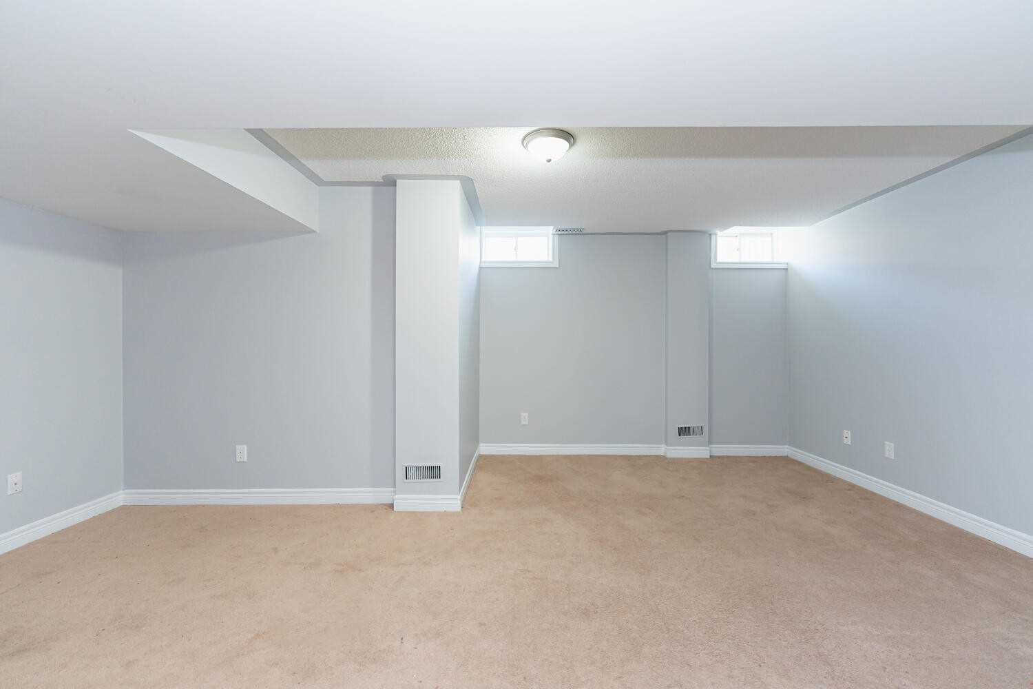 59 Totten Dr