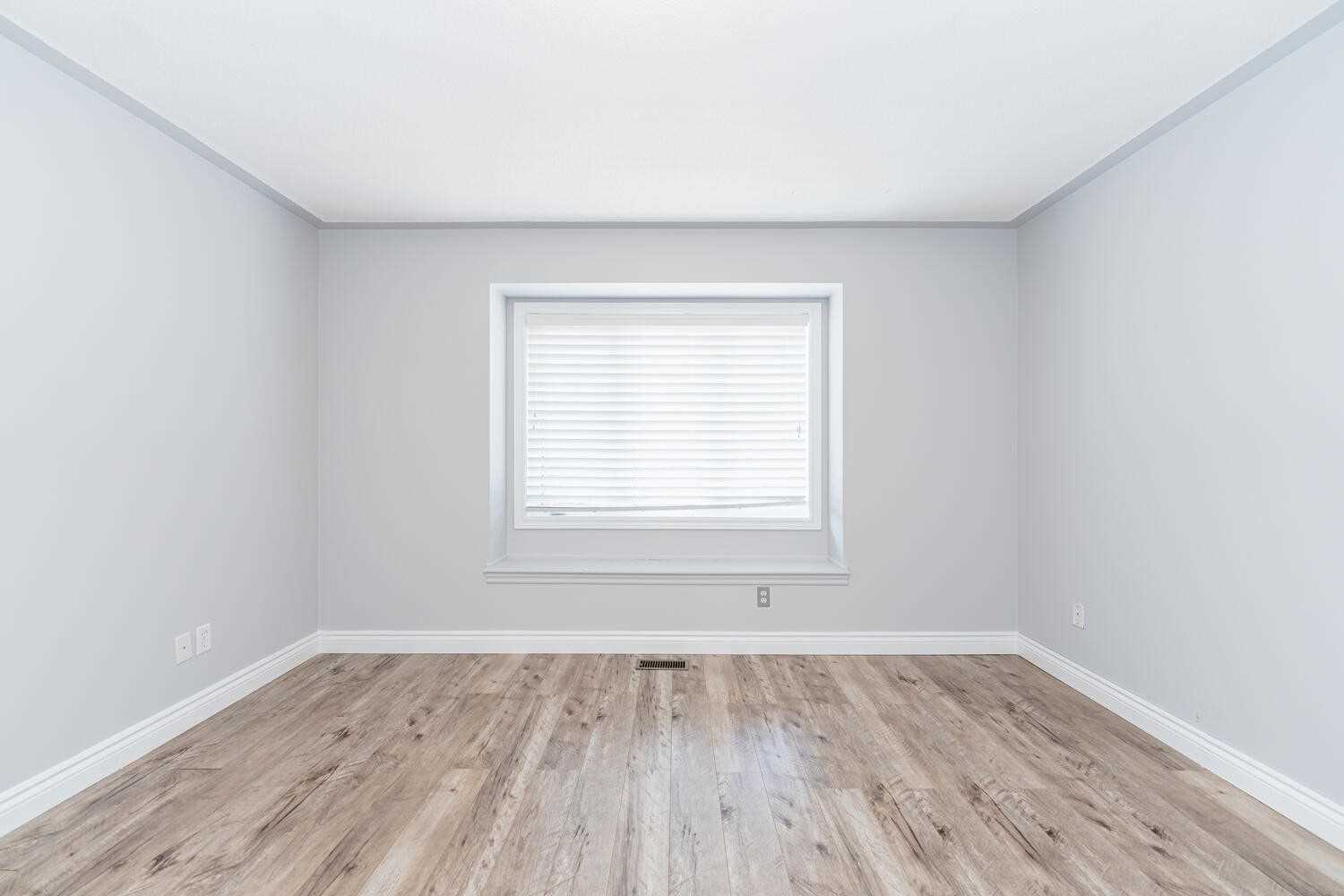 59 Totten Dr