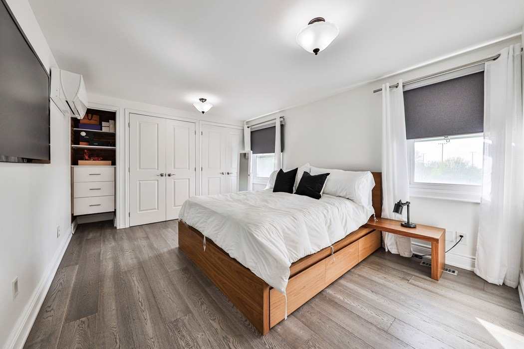 2594 Bromsgrove Rd