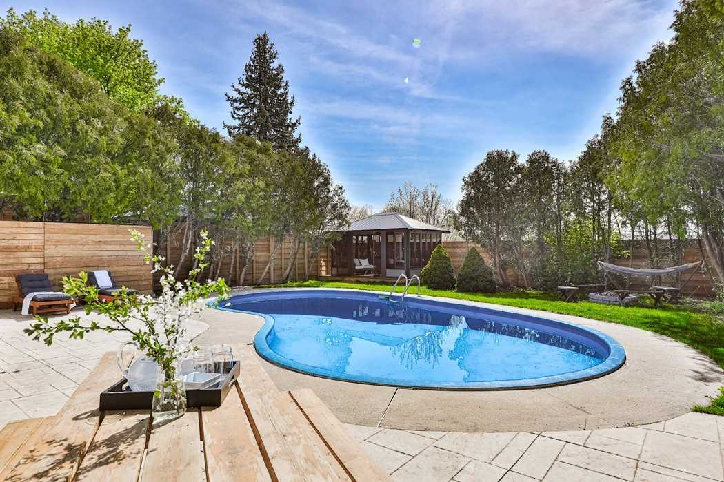 2594 Bromsgrove Rd