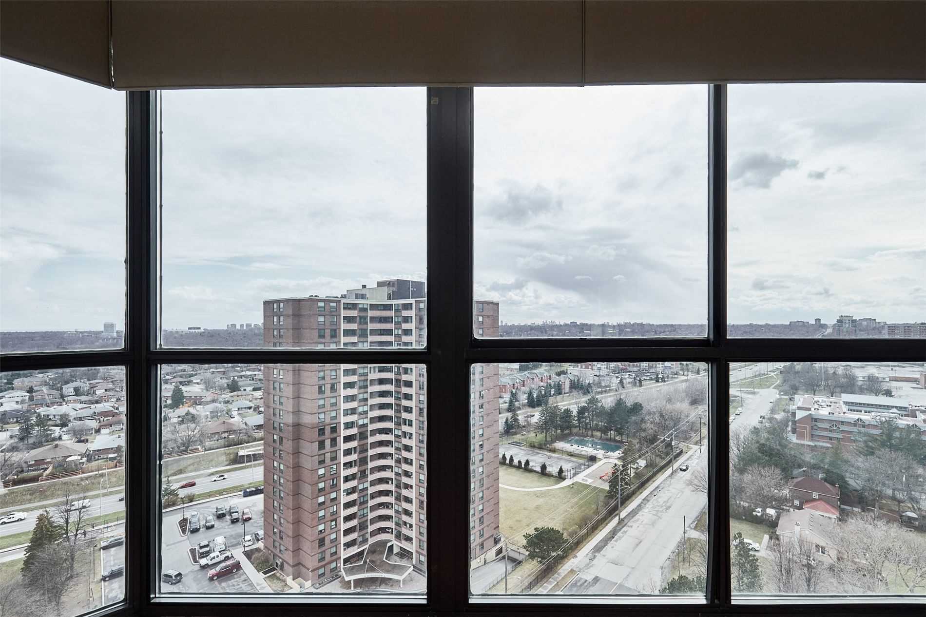 40 Richview Rd, #1908