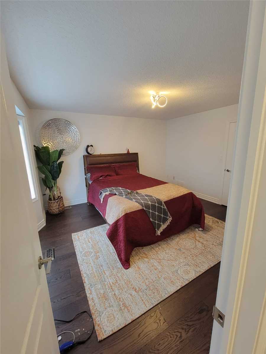 2229 Walkers Line, #28