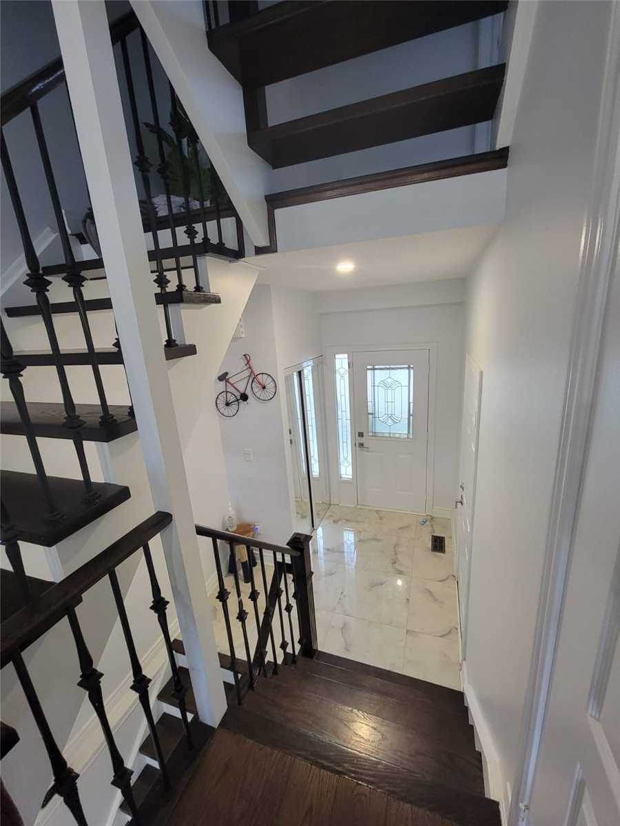2229 Walkers Line, #28