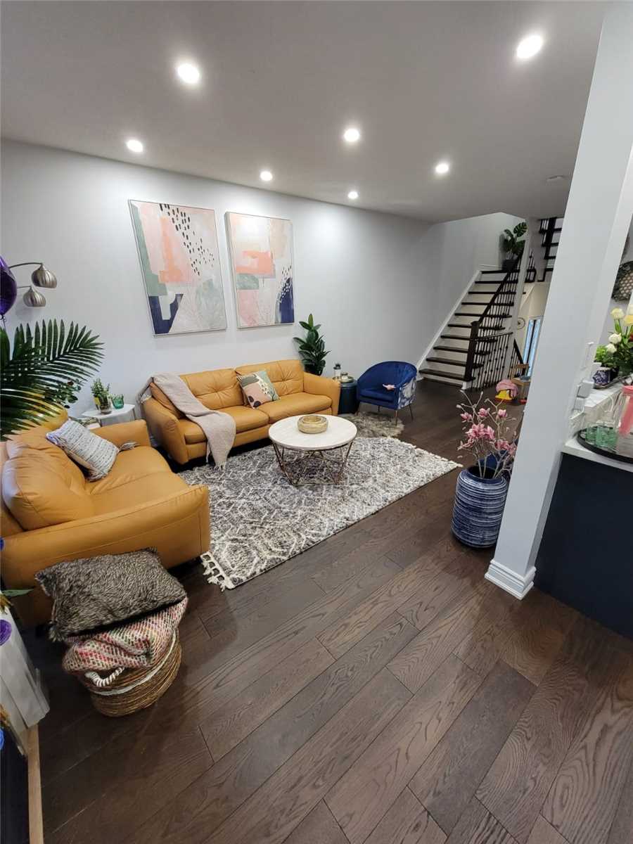 2229 Walkers Line, #28