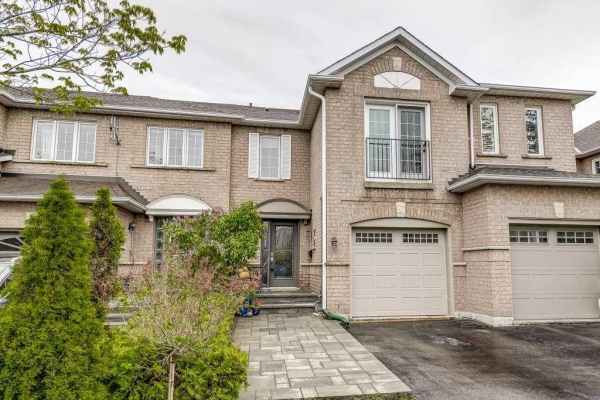 339 Ravineview Way, Oakville