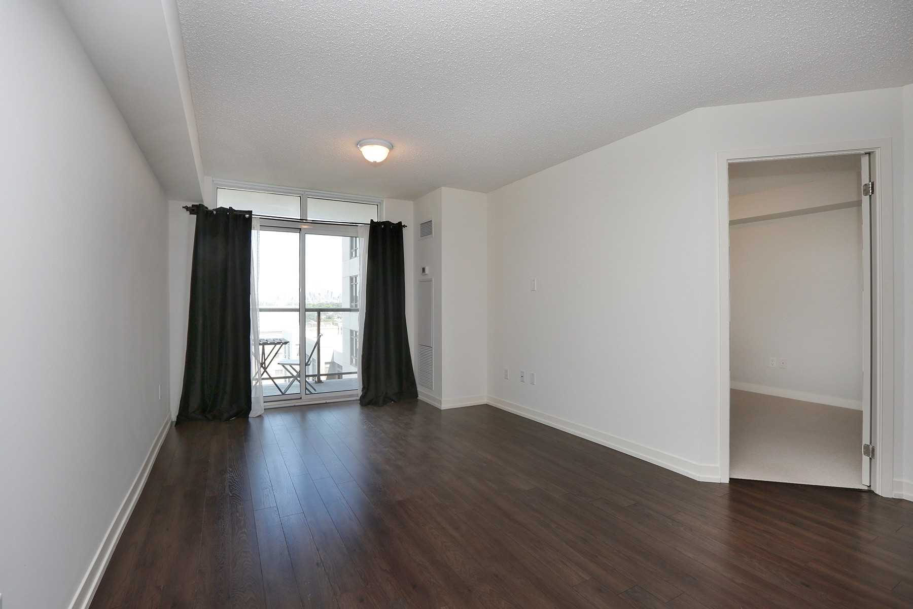 816 Lansdowne Ave, #1015