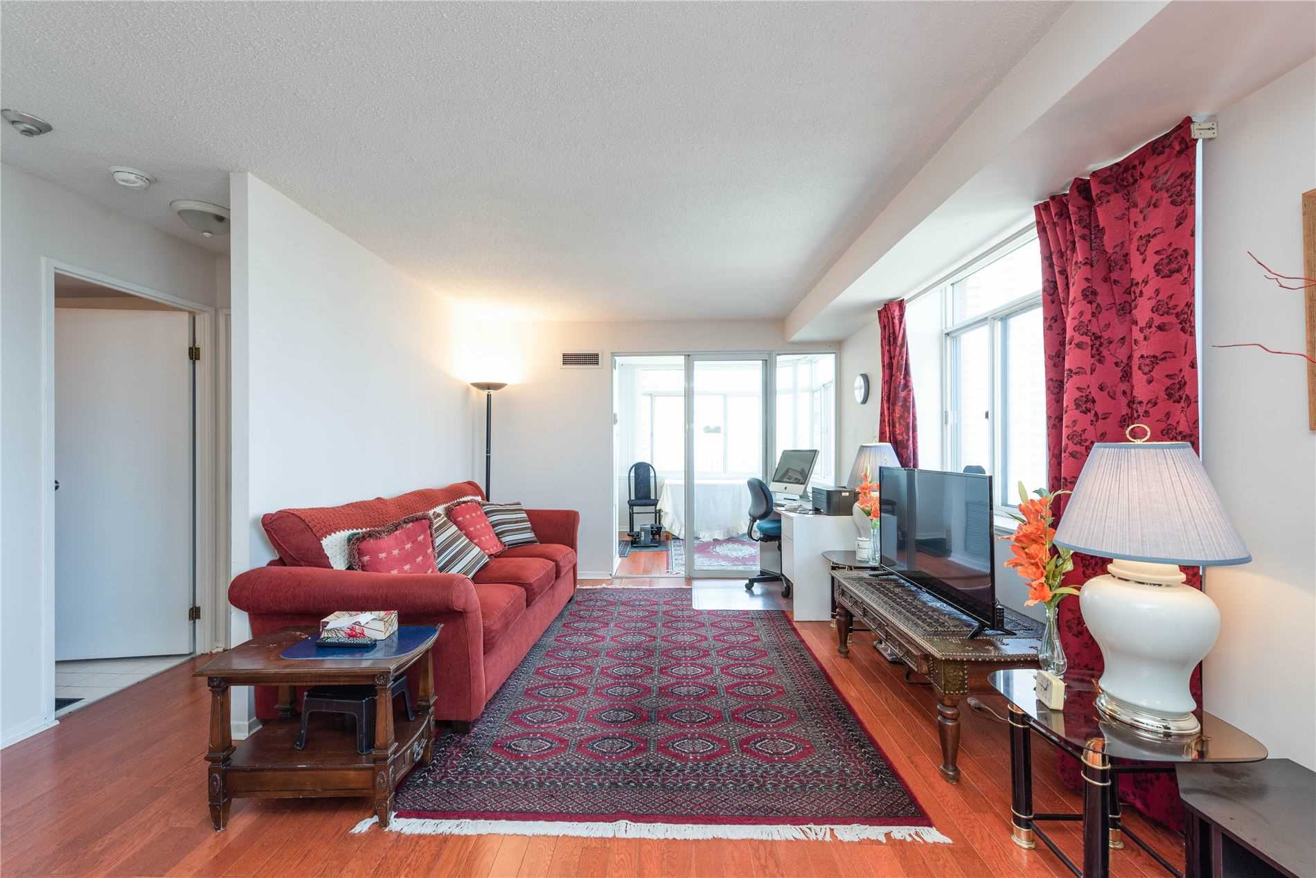 300 Webb Dr, #1003