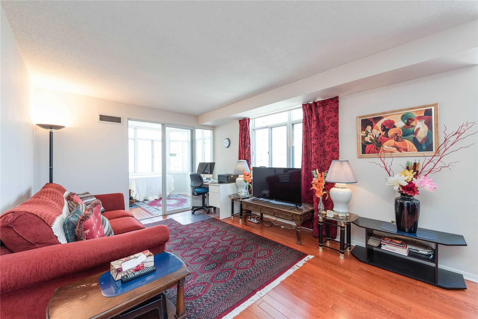300 Webb Dr, #1003