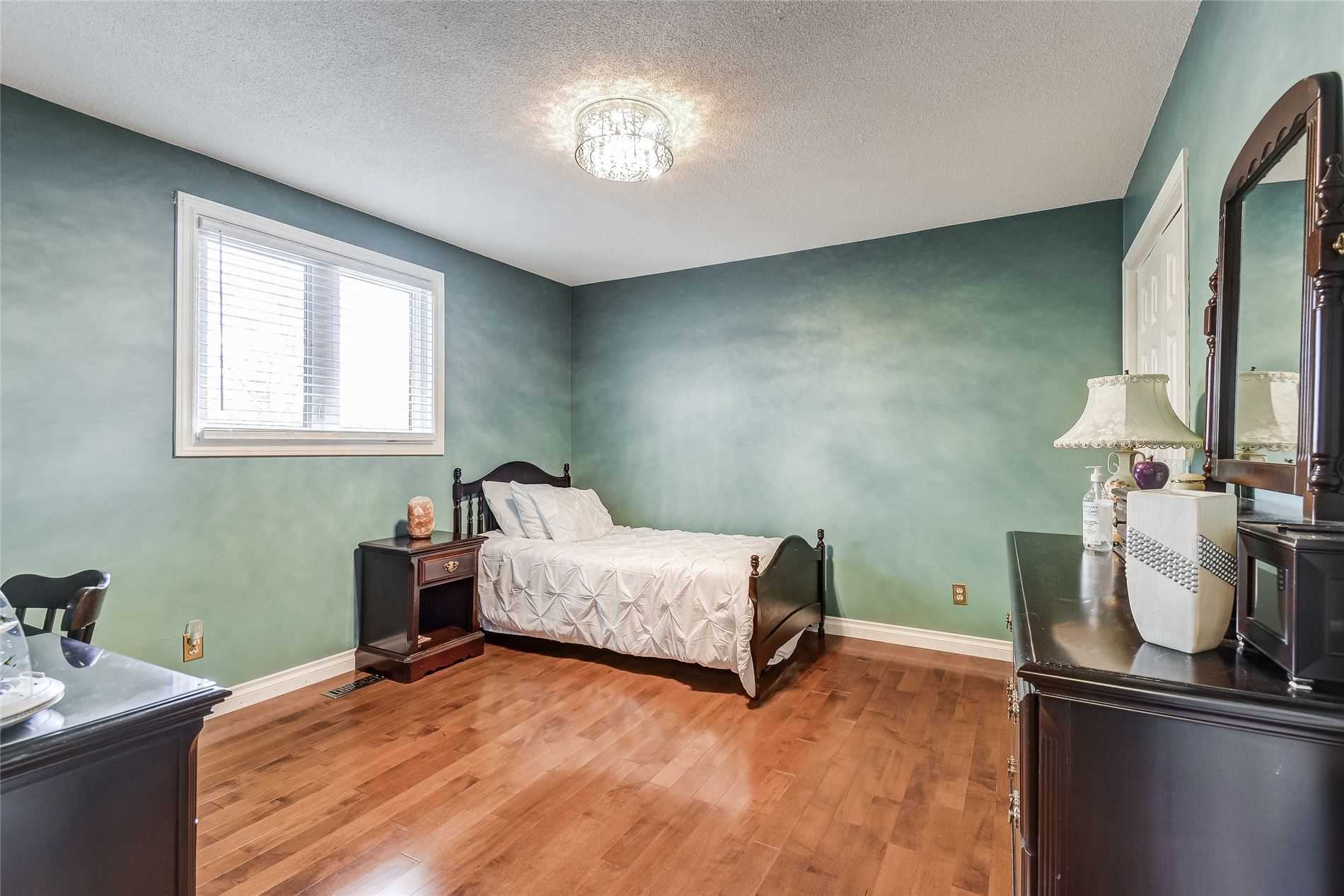 Listing W5624139 - Large Photo # 30
