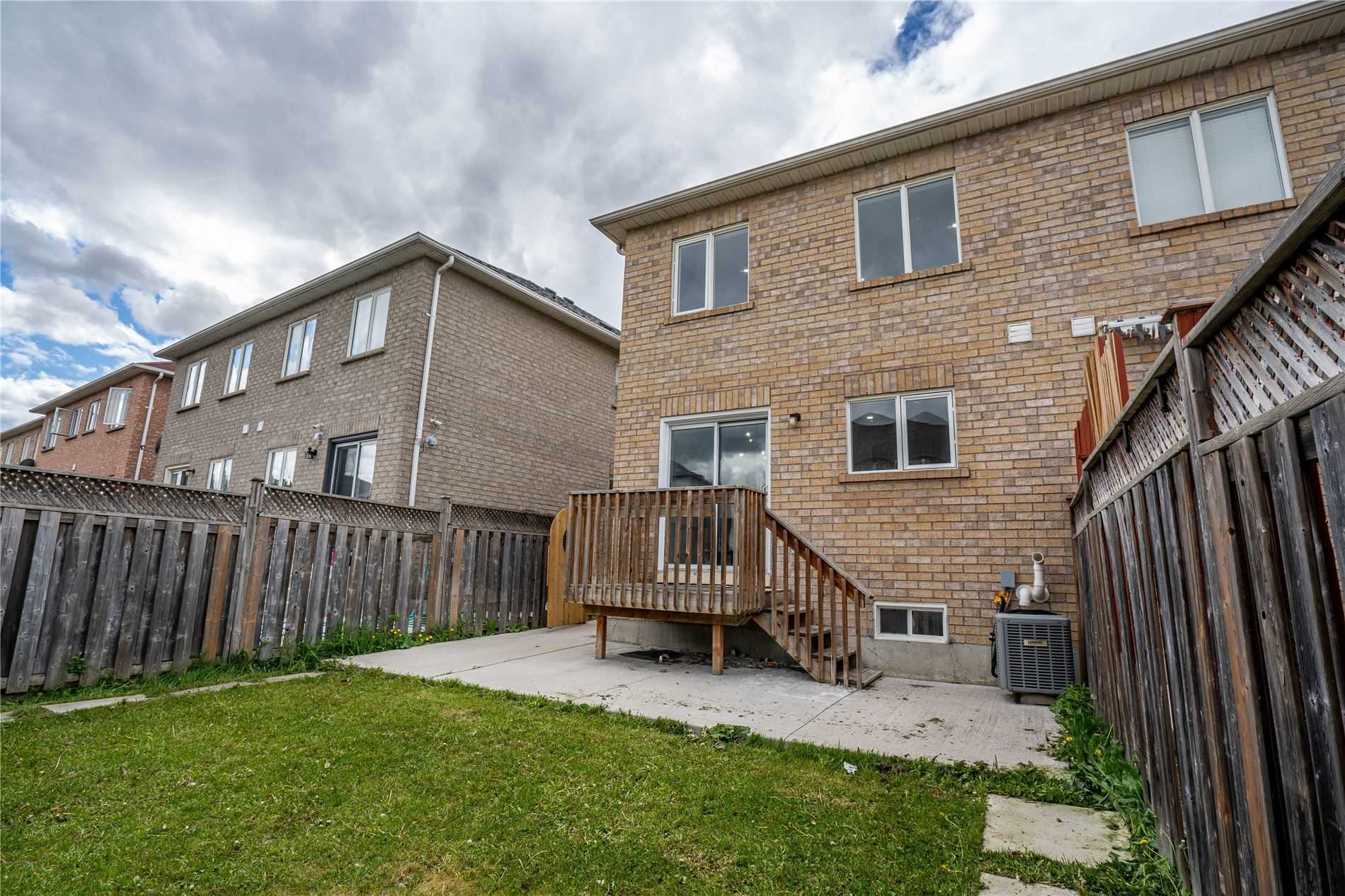 40 Dewridge Crt