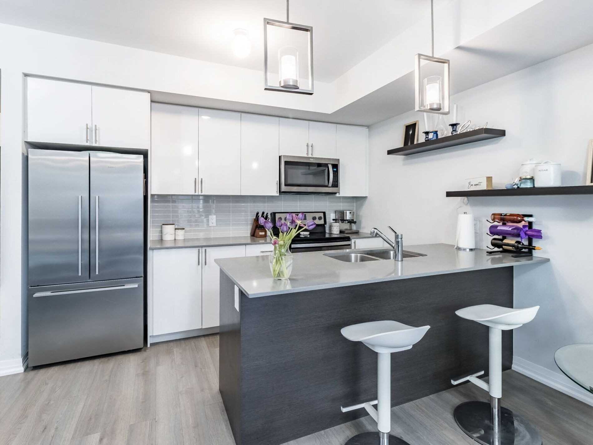 1206 Main St E, #110