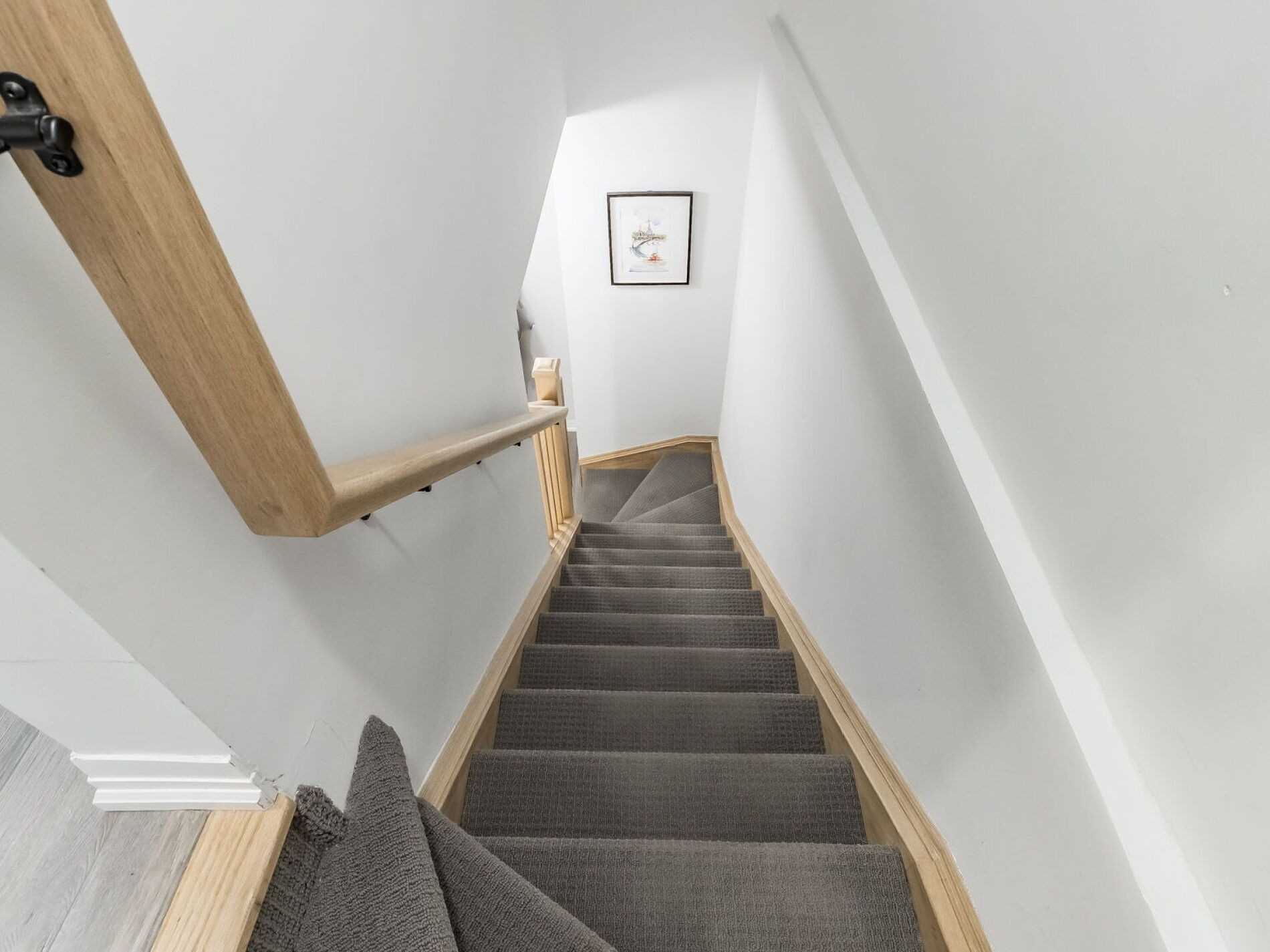 1206 Main St E, #110