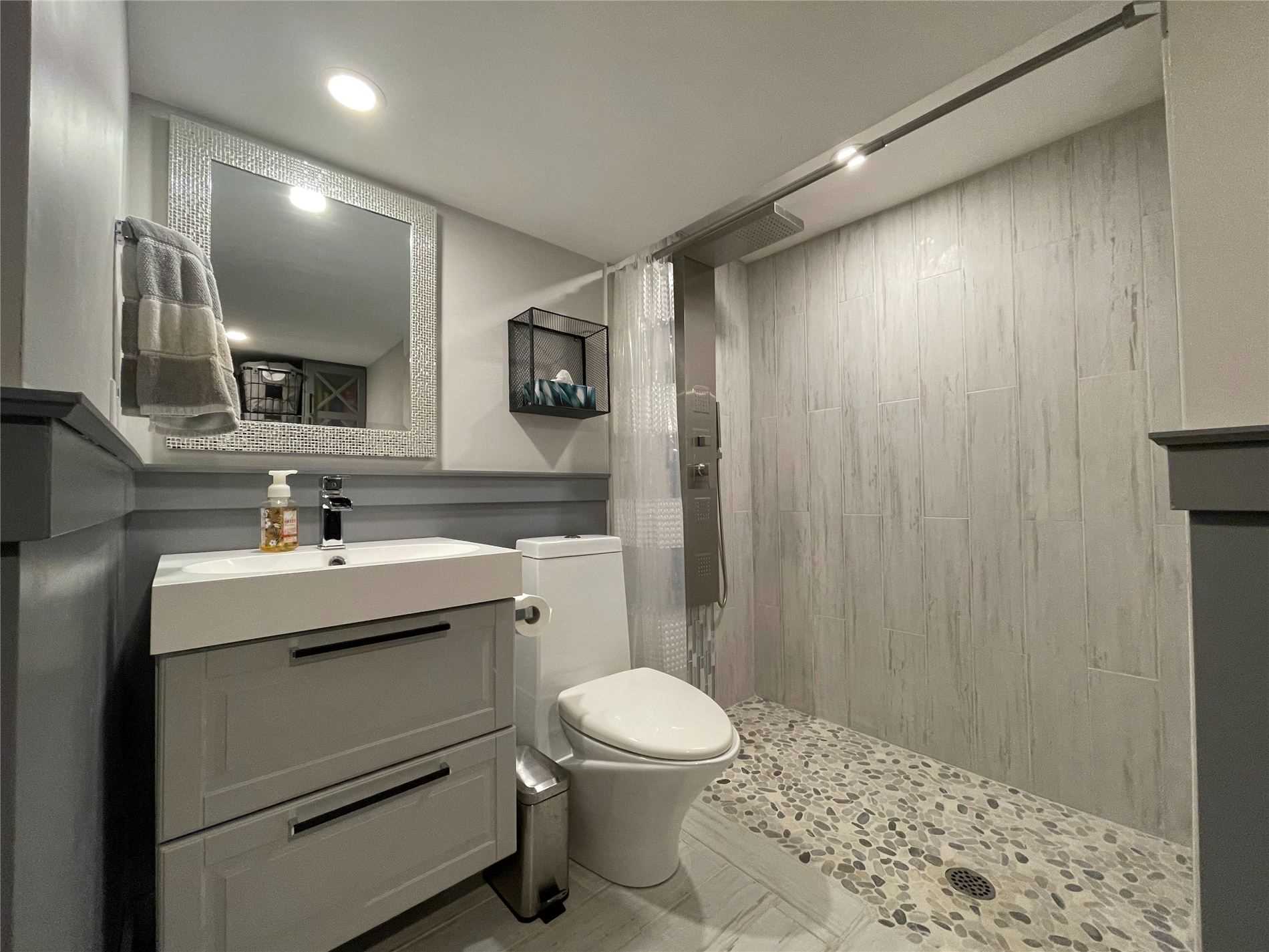 8 Bain Crt