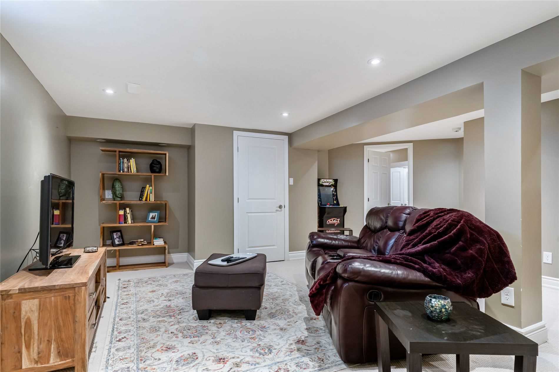 Listing W5627390 - Large Photo # 35