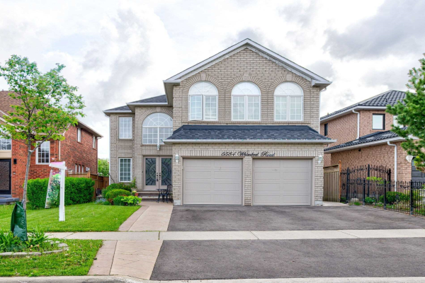 5584 Whimbrel Rd, Mississauga