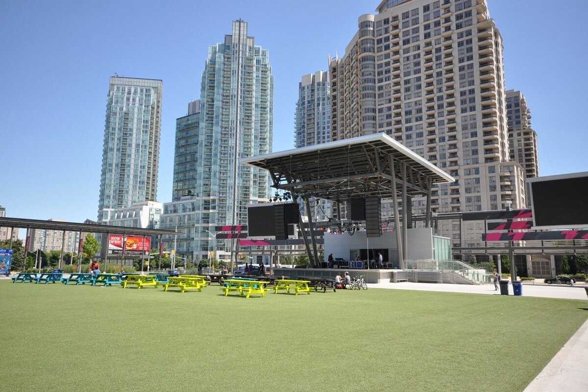 3888 Duke Of York Blvd, #1622