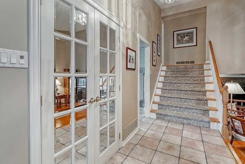 1697 Missenden Cres