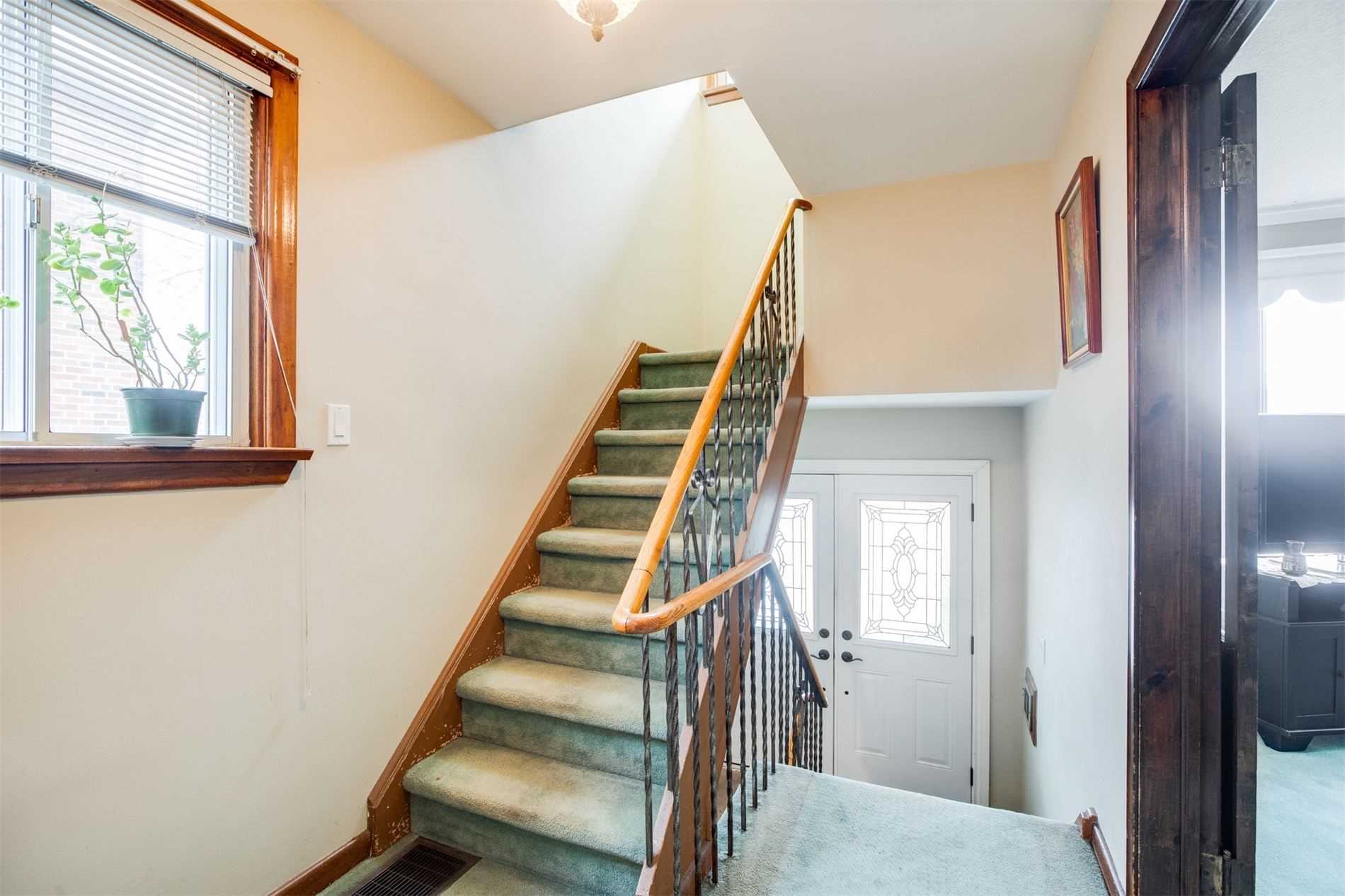 Listing W5639799 - Large Photo # 5