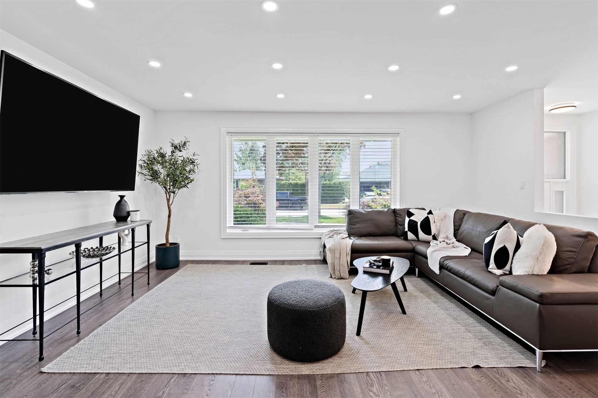 Listing W5640029 - Large Photo # 11