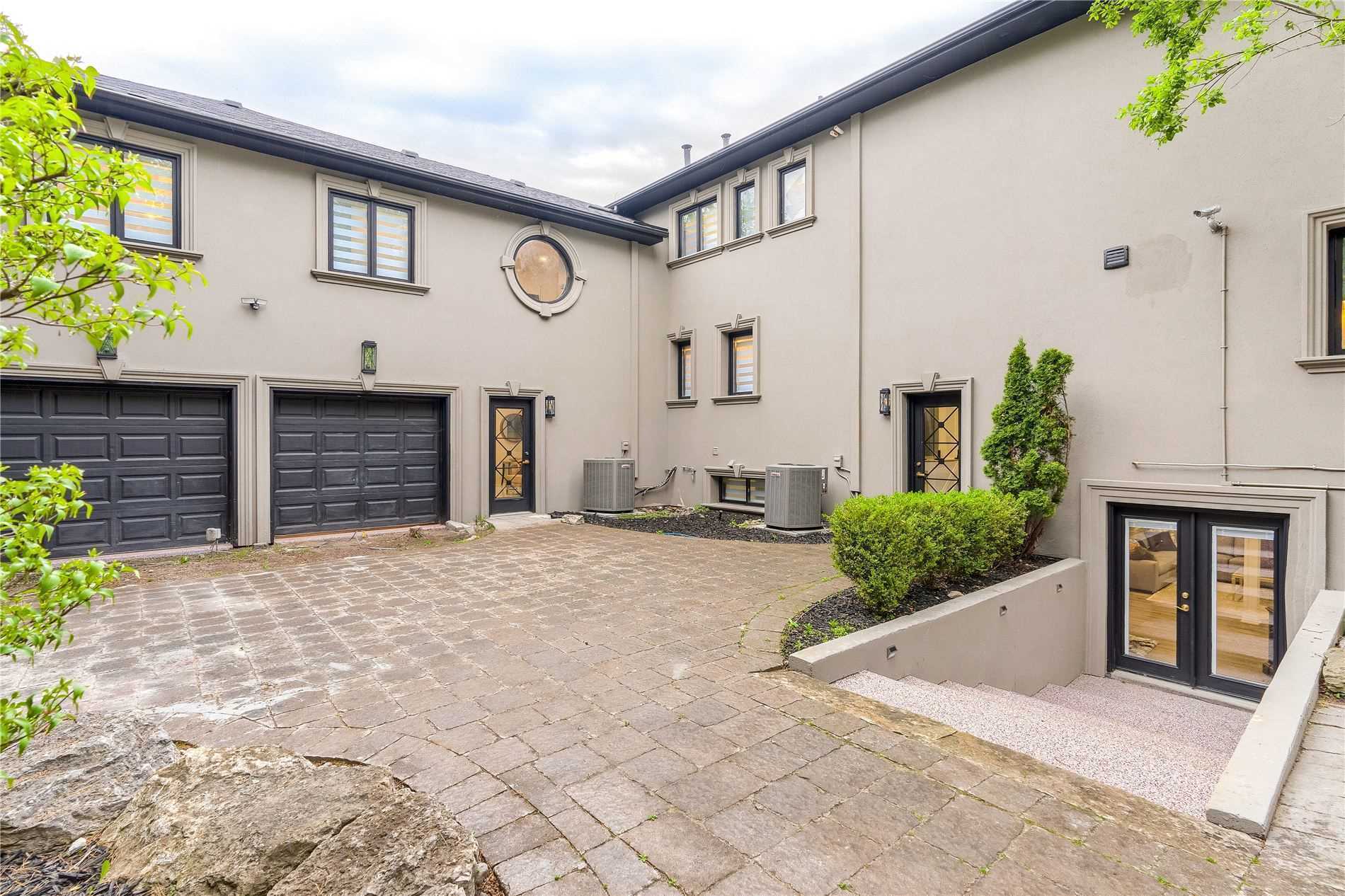1540 Mississauga Rd
