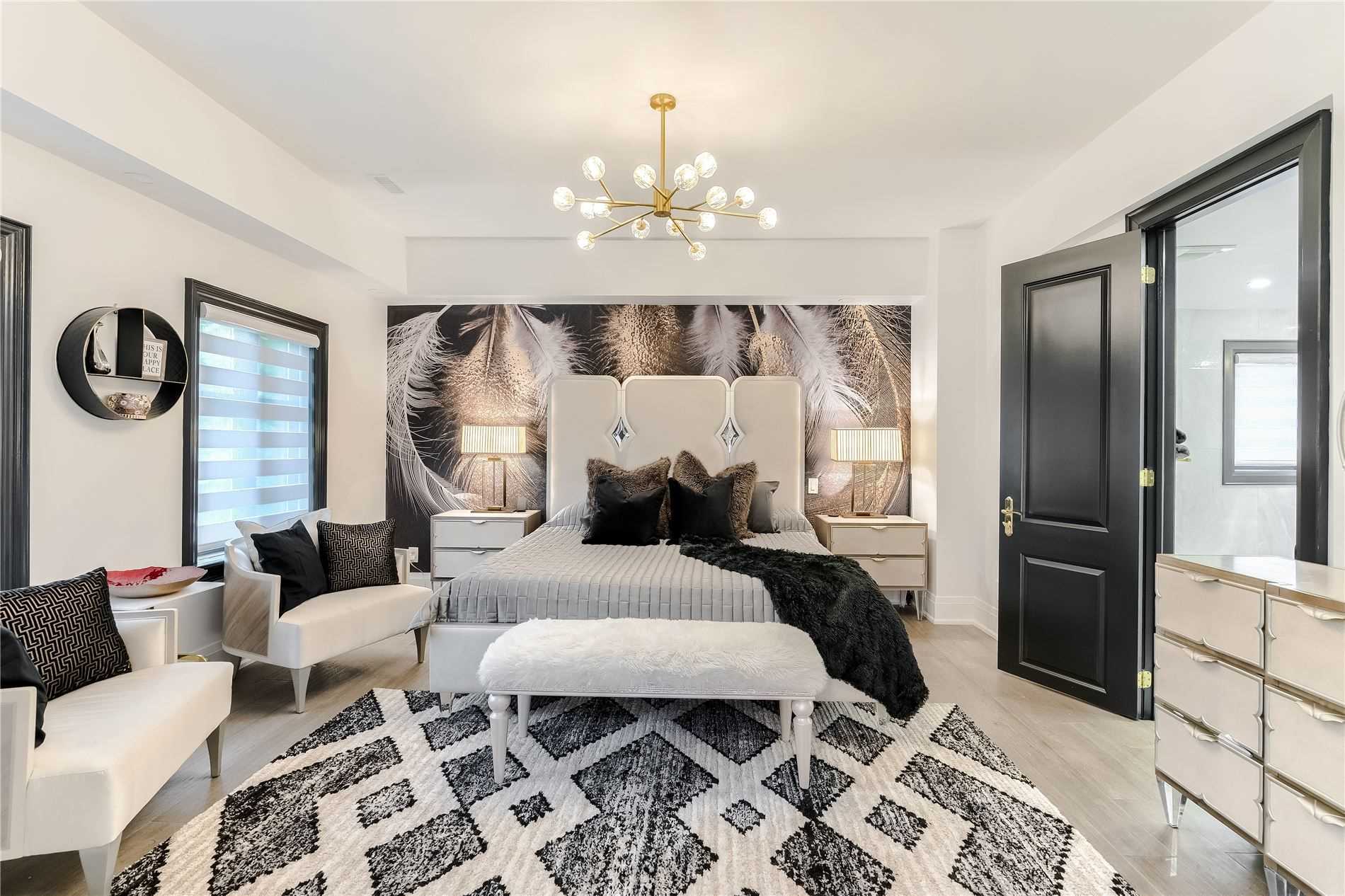 1540 Mississauga Rd